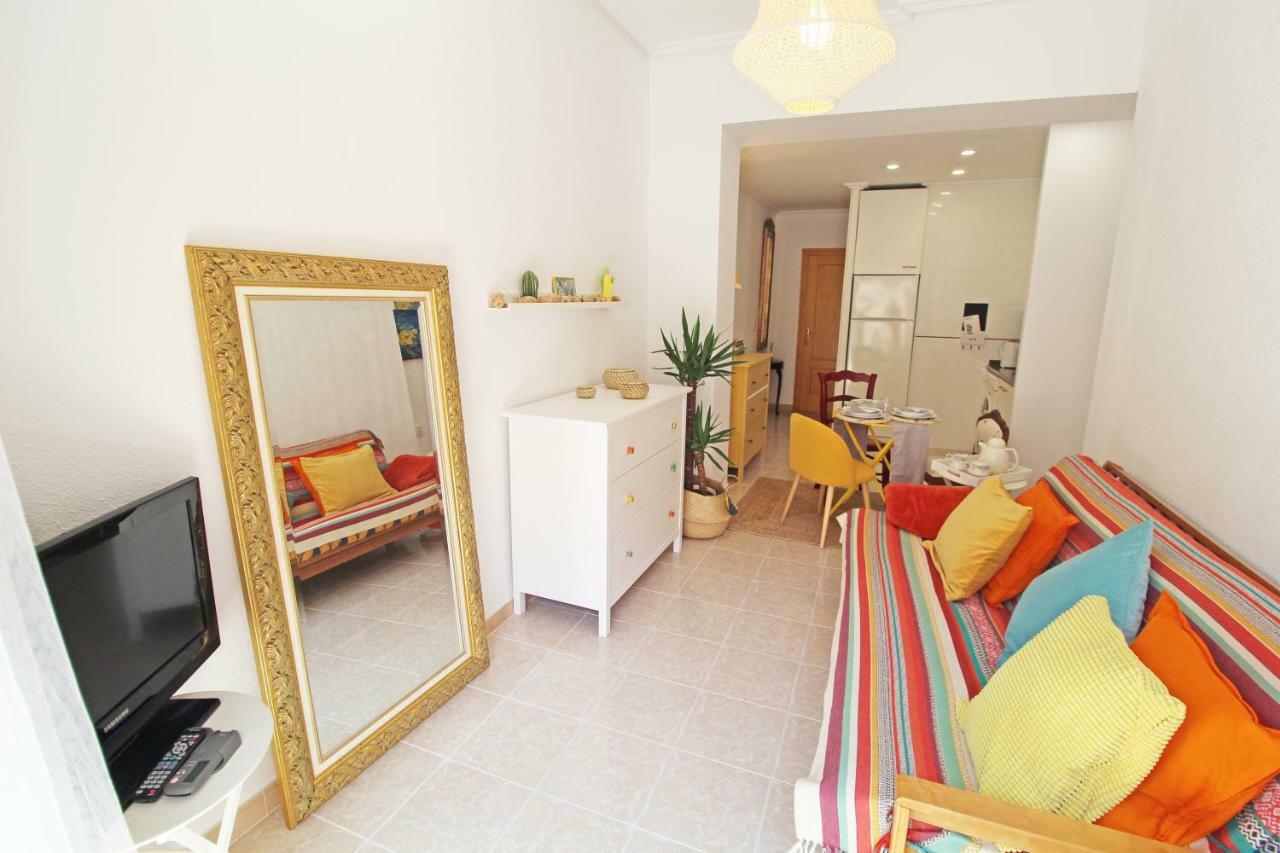 Casco Historico Apartment Alicante Bagian luar foto