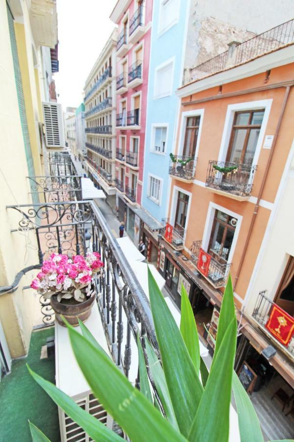 Casco Historico Apartment Alicante Bagian luar foto